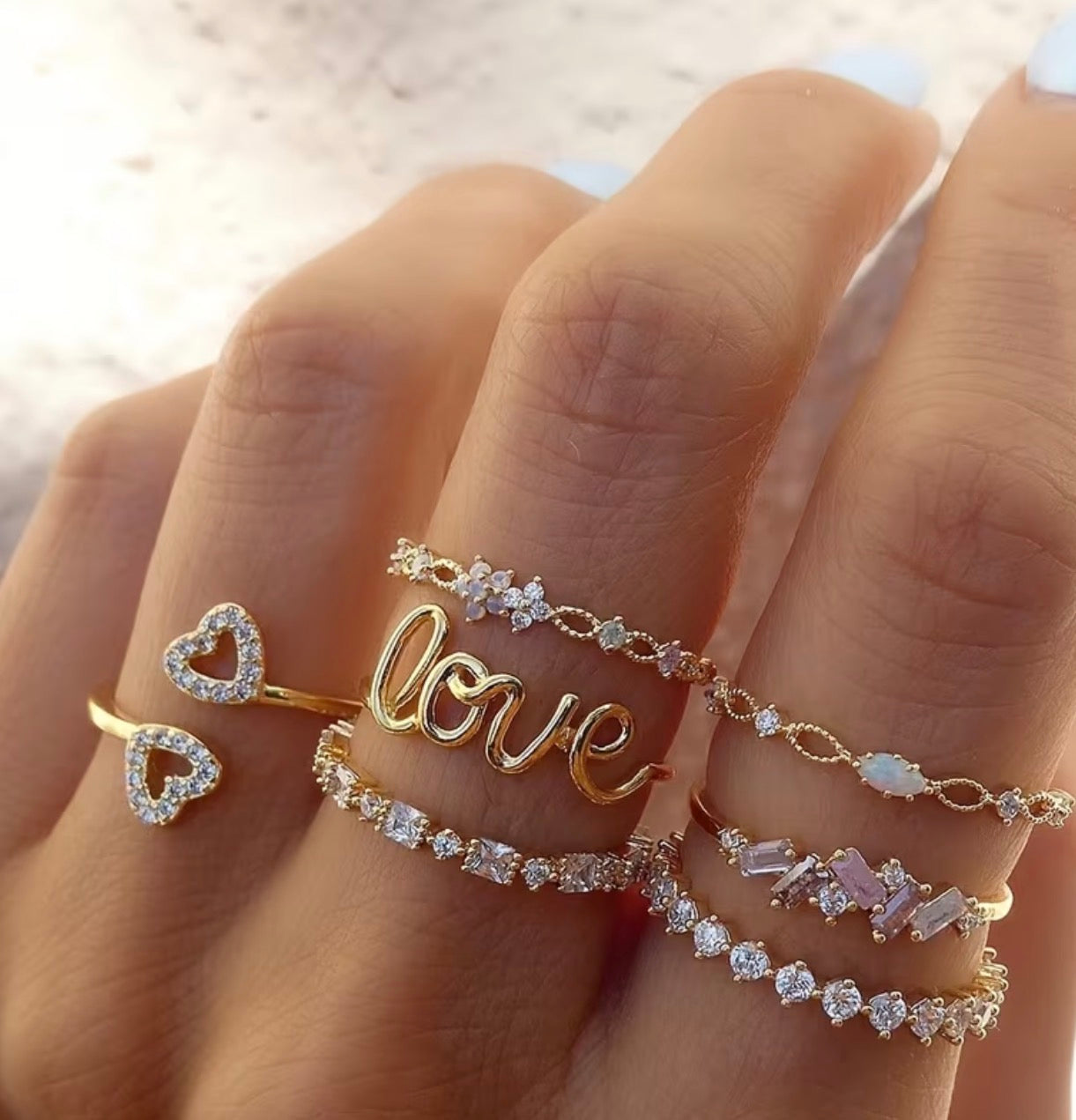 7pcs Creative Fashion Romantic Love Letter LOVER Stackable Ring Set for Girls, Versatile Everyday Date Gift Index Finger Rings